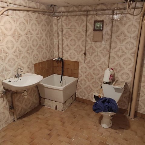 Votre entreprise de plomberie a Lentigny à rénové une salle de bain clef en main "votre projet est le notre"