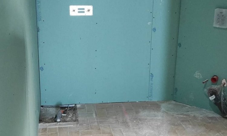 Votre entreprise de plomberie a Lentigny à rénové une salle de bain clef en main "votre projet est le notre"